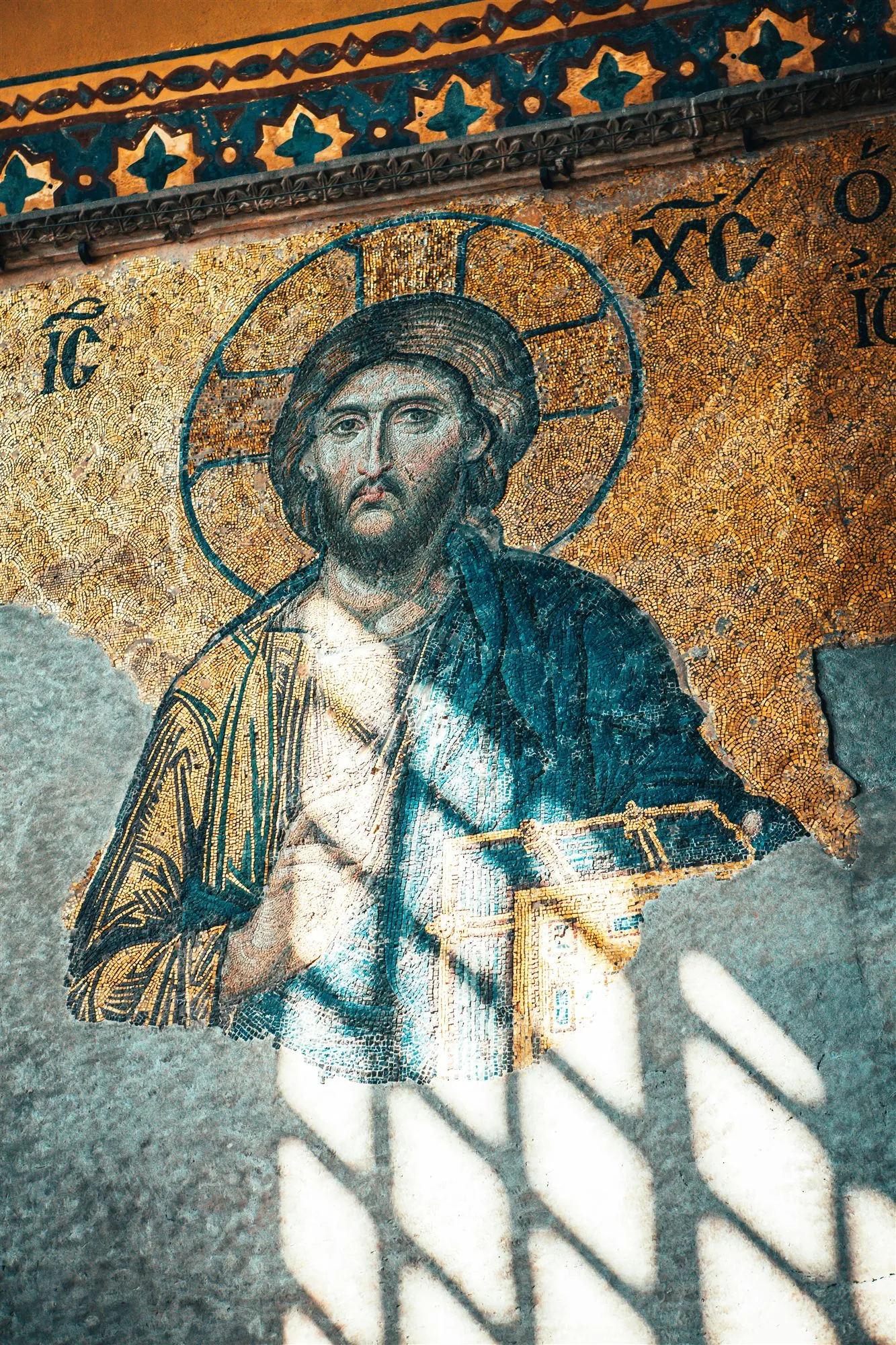 Mosaic of Jesus Christ